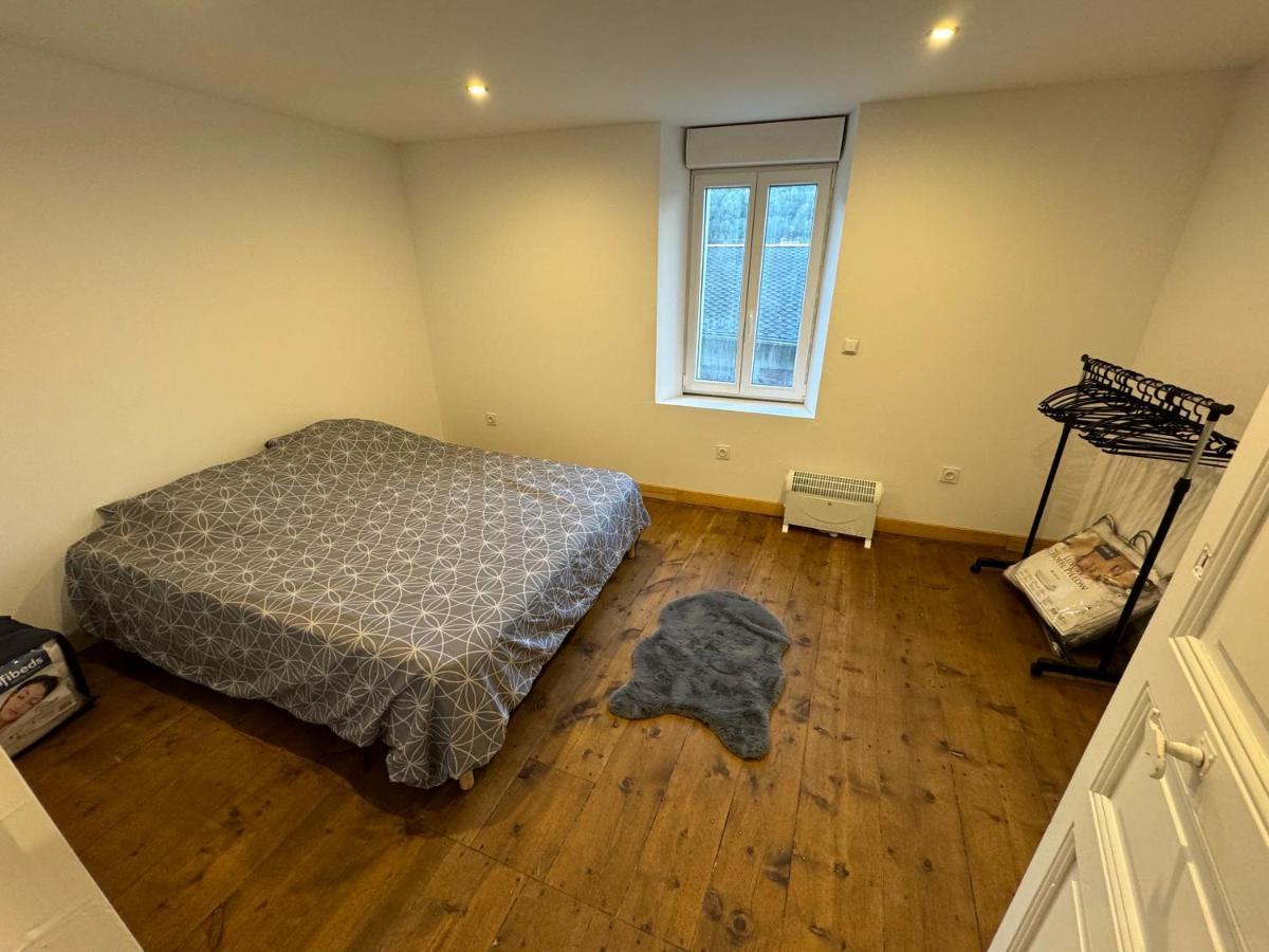 Charmant Grand Appartement Serdinya Εξωτερικό φωτογραφία
